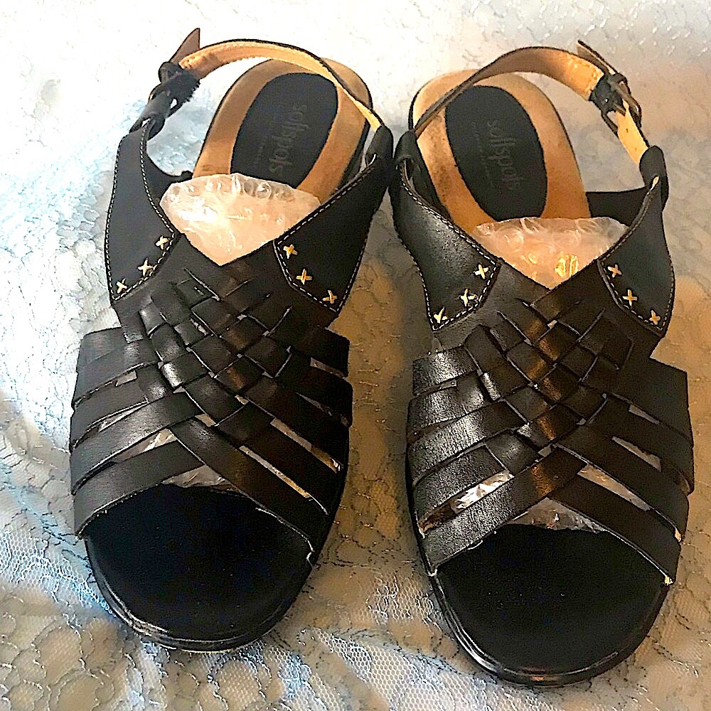 Softspots Black Leather Sandals Size 9.5WW